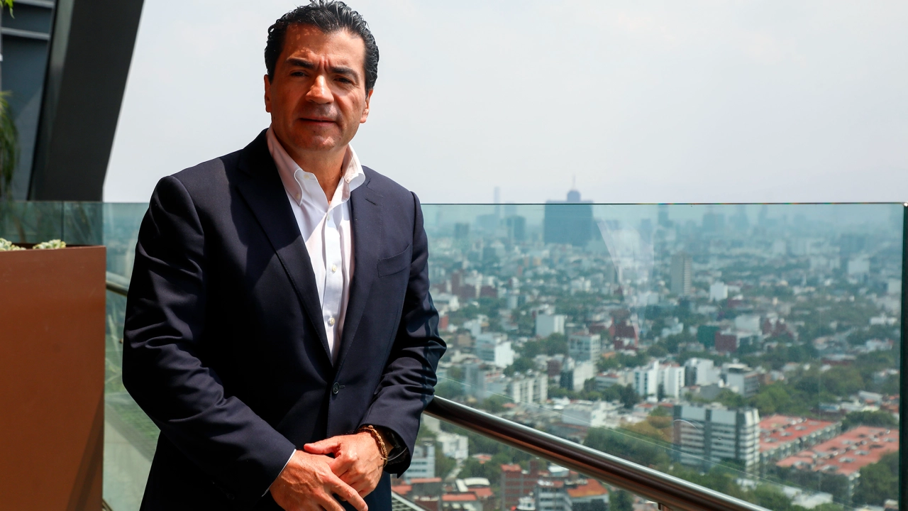 BBVA México reorganiza su alta dirección; José Luis Elechiguerra será el nuevo director general