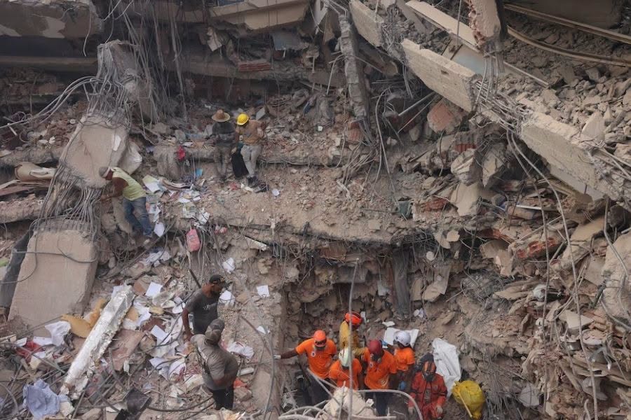 Superan las 4,300 víctimas mortales tras el terremoto en Venezuela