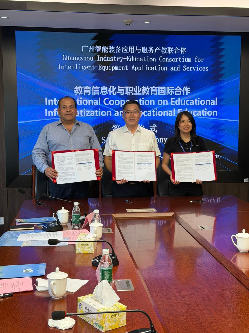 CONALEP Chihuahua fortalece la educación tecnológica con alianza estratégica en China