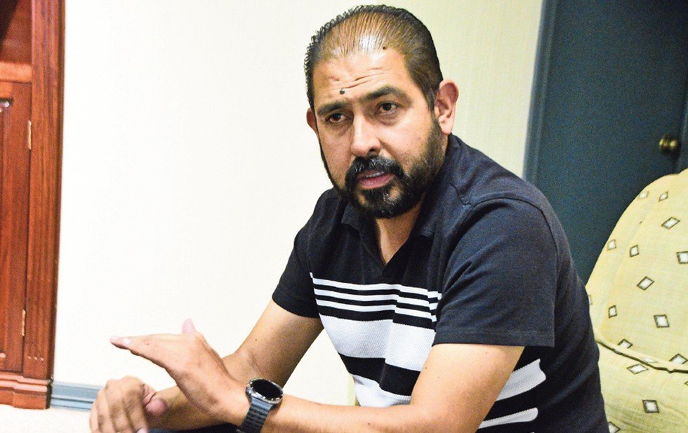 Regidor Hugo González critica postura de Maru Campos sobre la deuda pública