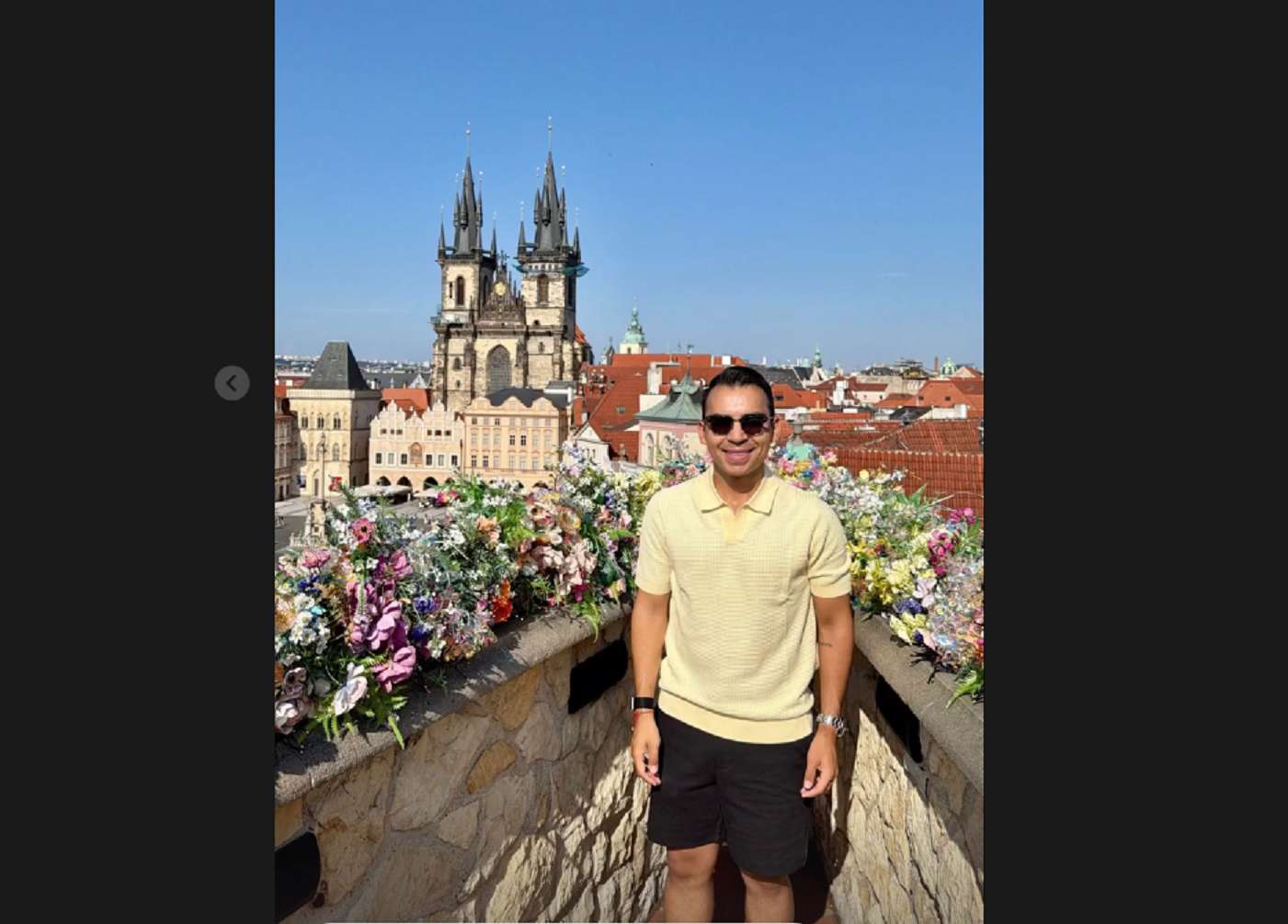 Dirigente municipal del PRI en Chihuahua comparte imágenes de sus vacaciones en Praga